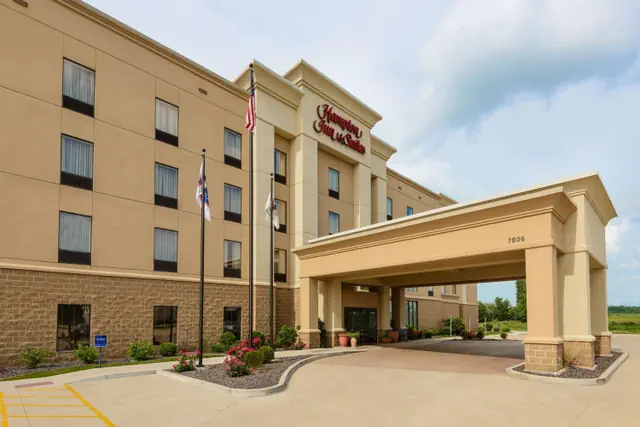 Photo 1 - Hampton Inn and Suites Peoria at Grand Prairie