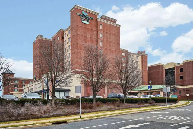 Photo 1 - Homewood Suites by Hilton Edgewater-NYC Area