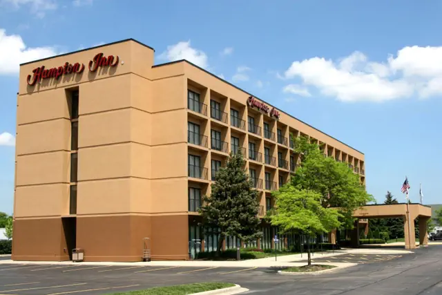 Photo 1 - Hampton Inn Chicago-Gurnee