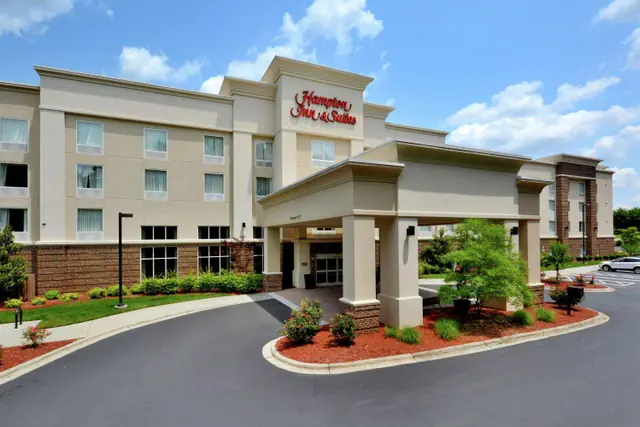 Photo 1 - Hampton Inn & Suites Huntersville