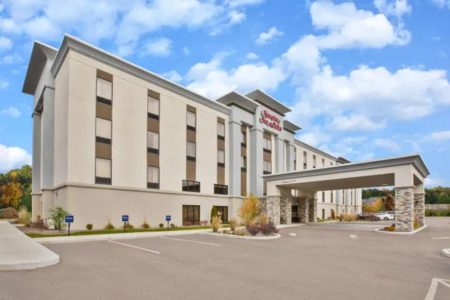 Photo 1 - Hampton Inn & Suites Alliance