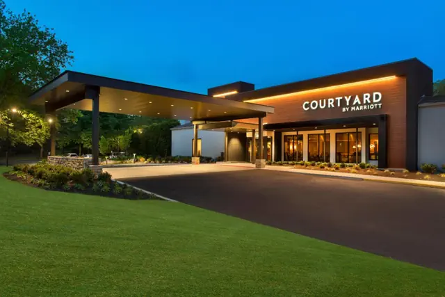 Photo 1 - Courtyard by Marriott Lincroft Red Bank