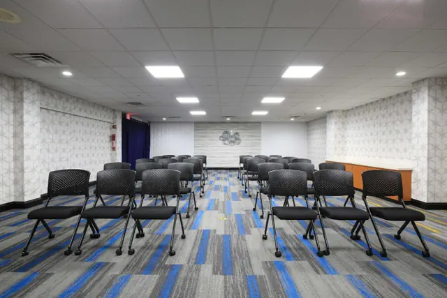 Photo 1 - Hampton Inn Bordentown