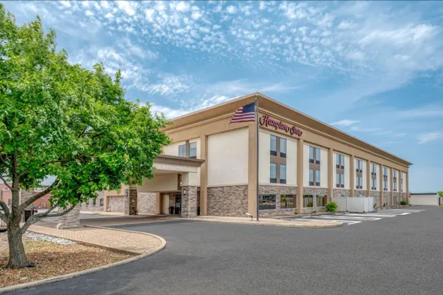 Photo 1 - Hampton Inn St. Louis/Collinsville