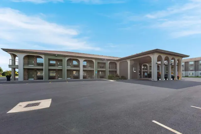 Photo 1 - Best Western Executive Inn