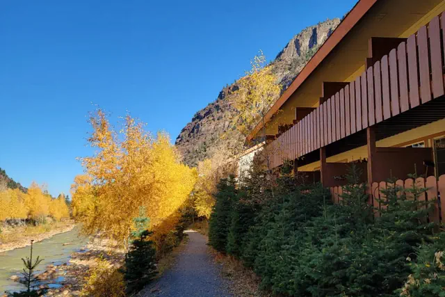Photo 1 - Hot Springs Inn