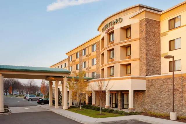 Photo 1 - Courtyard by Marriott Paramus