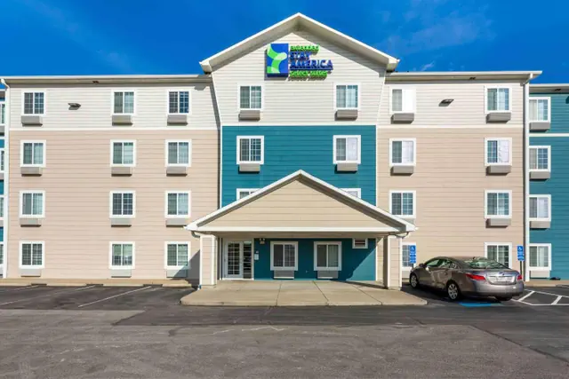 Photo 1 - Extended Stay America Select Suites - Cleveland - Avon
