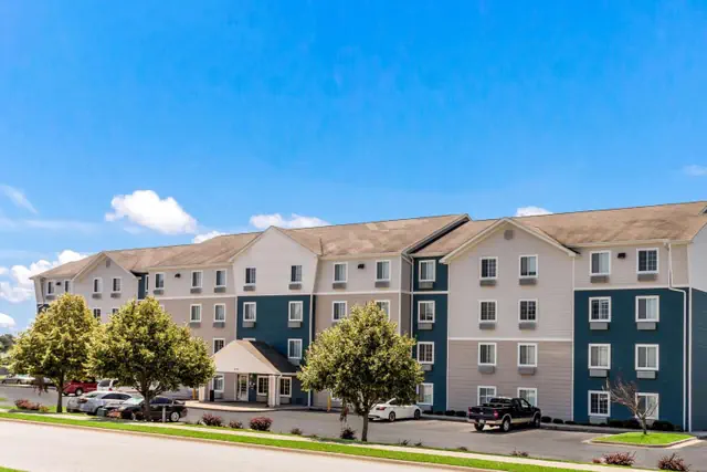 Photo 1 - WoodSpring Suites Springdale