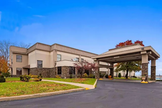 Photo 1 - Baymont By Wyndham Monroe Ohio