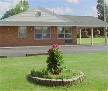 Photo 1 - Budget Inn - Farmington