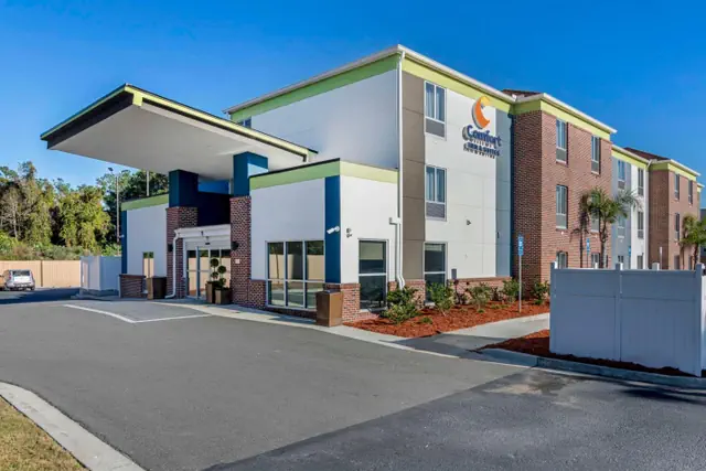 Photo 1 - Comfort Inn & Suites Brunswick I-95