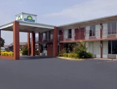 Photo 1 - Days Inn by Wyndham Jonesboro AR