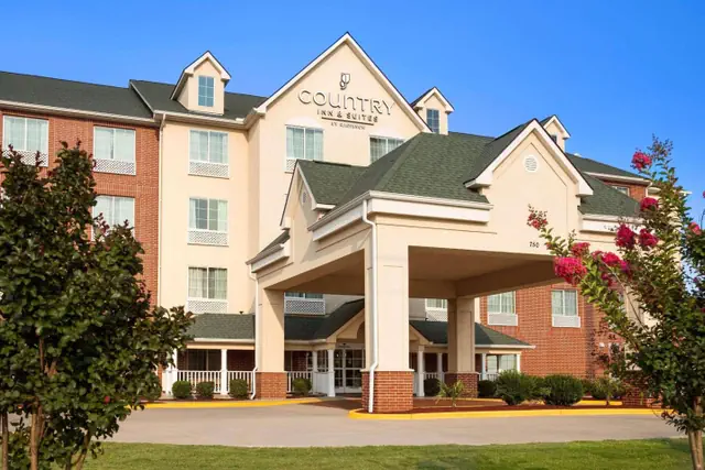 Photo 1 - Country Inn & Suites by Radisson, Conway, AR