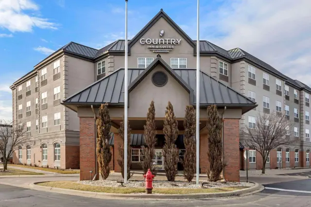 Photo 1 - Country Inn & Suites by Radisson, Elk Grove Village-Itasca