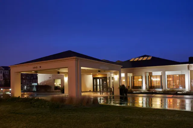 Photo 1 - Courtyard Chicago Arlington Heights/South