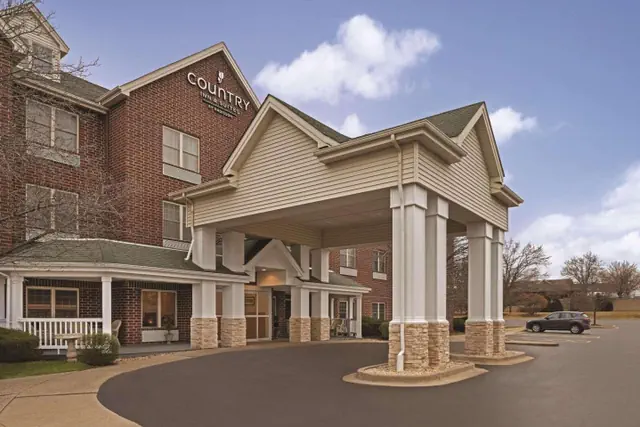 Photo 1 - Country Inn & Suites by Radisson, Schaumburg, IL