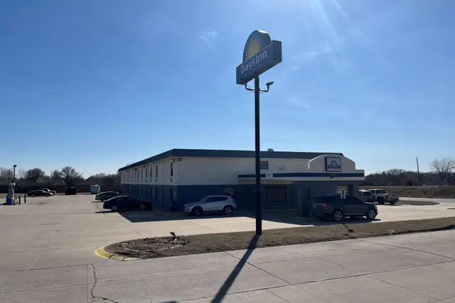 Photo 1 - Days Inn by Wyndham Park City Kansas