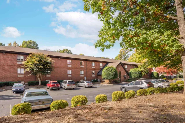 Photo 1 - Studio 6 Suites Charlotte, NC - Tyvola Rd Executive Park