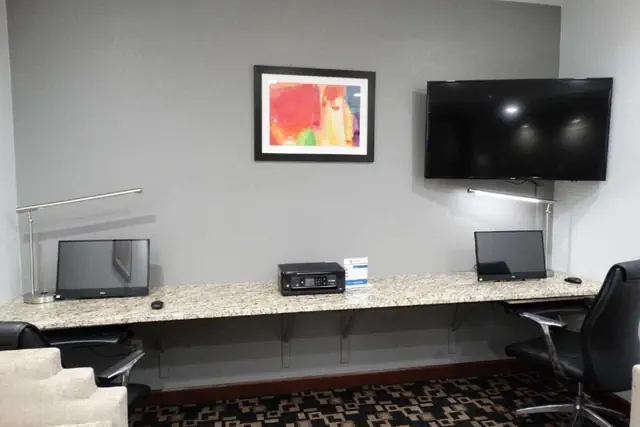Photo 1 - Overland Park Hotel