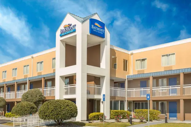 Photo 1 - Baymont by Wyndham Savannah Midtown