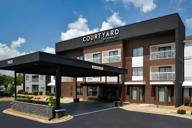 Photo 1 - Courtyard by Marriott Charlotte Matthews