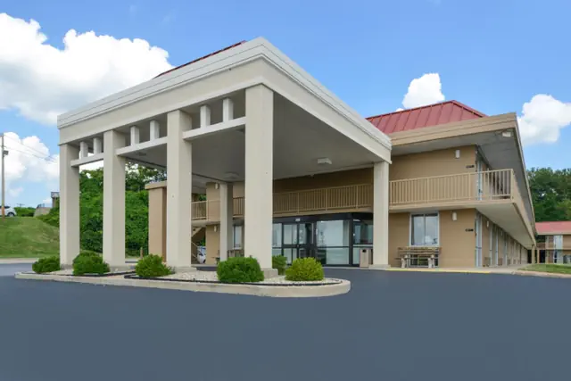 Photo 1 - Americas Best Value Inn - Collinsville / St. Louis