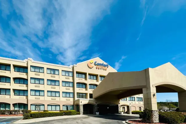 Photo 1 - Comfort Suites Lumberton North