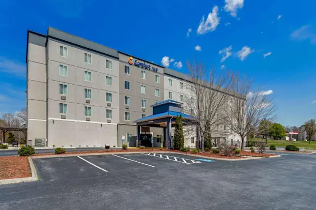 Photo 1 - Comfort Inn Thomasville I-85
