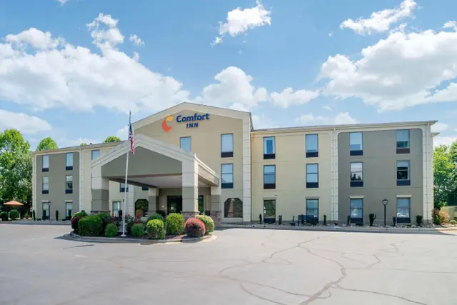Photo 1 - Comfort Inn Asheville Airport