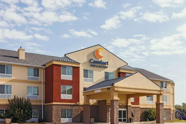 Photo 1 - Comfort Inn & Suites Ankeny - Des Moines
