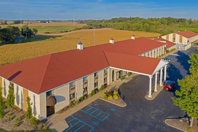 Photo 1 - Quality Inn Milan-Sandusky