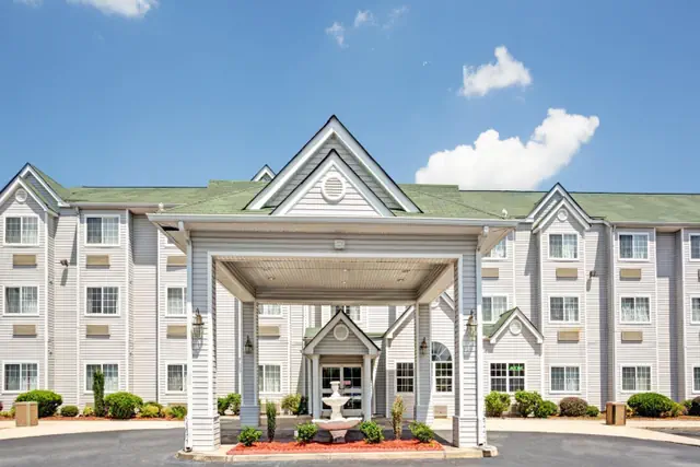 Photo 1 - Stay Express inn and Suites Atlanta Union City