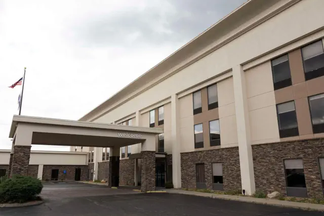 Photo 1 - Hampton Inn Kent/Akron Area