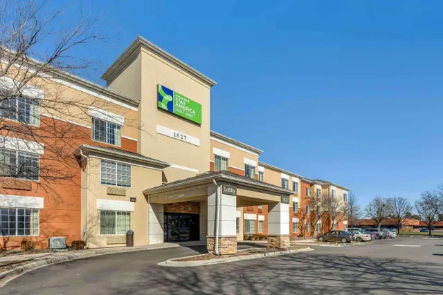Photo 1 - Extended Stay America Select Suites - Chicago - Naperville - East