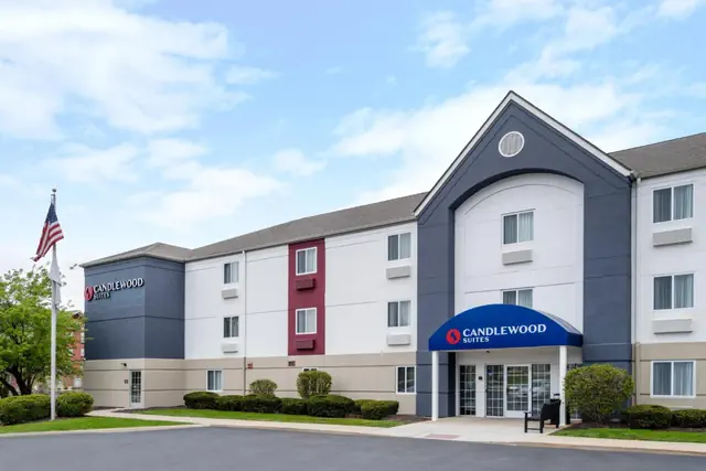 Photo 1 - Candlewood Suites Rockford by IHG