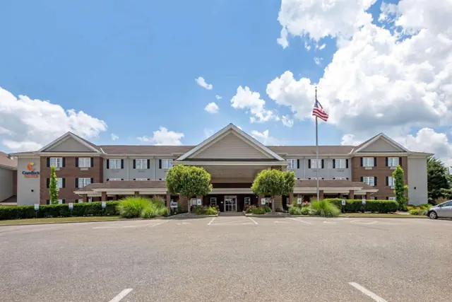 Photo 1 - Comfort Suites Hotel and Conference Center