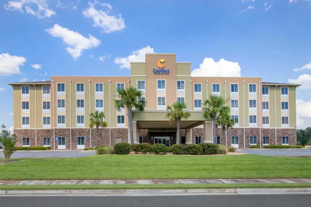 Photo 1 - Comfort Inn & Suites Valdosta I-75