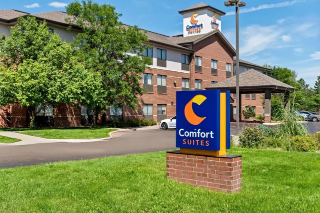Photo 1 - Comfort Suites Denver North - Westminster