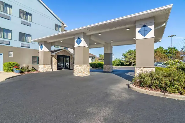 Photo 1 - Comfort Inn Joliet West I-80