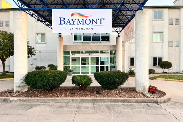 Photo 1 - Baymont by Wyndham Kingdom City