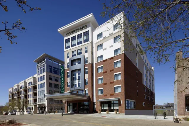 Photo 1 - Courtyard by Marriott Akron Downtown
