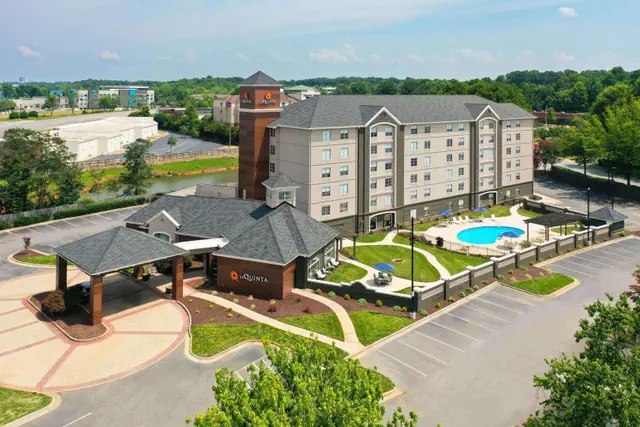 Photo 1 - La Quinta by Wyndham Greensboro NC