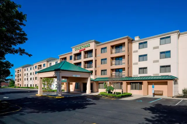 Photo 1 - Courtyard by Marriot Cranbury South Brunswick