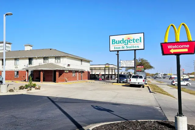 Photo 1 - Budgetel inn & Suites
