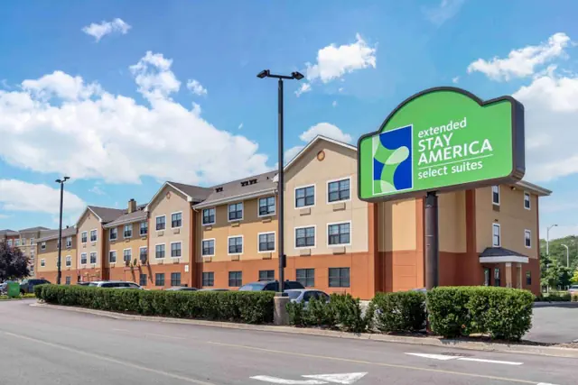 Photo 1 - Extended Stay America Select Suites - Chicago - O'Hare