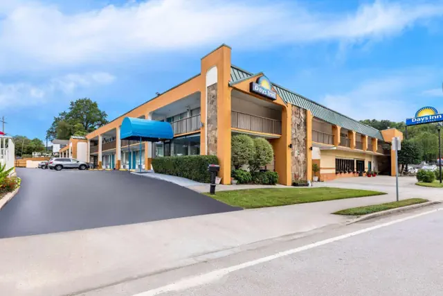 Photo 1 - Days Inn by Wyndham Clayton