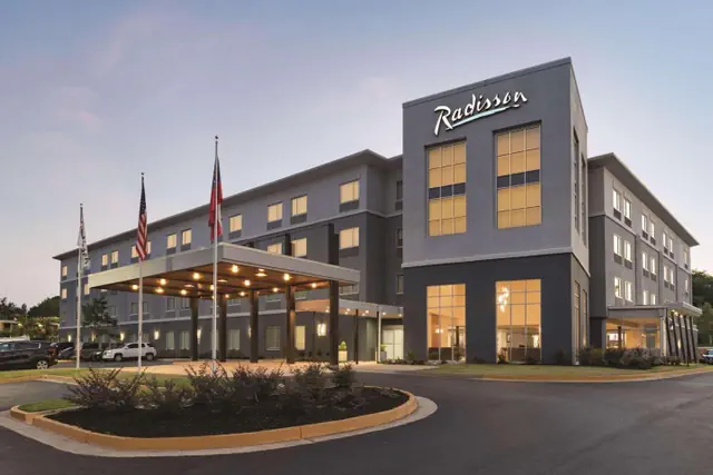 Photo 1 - Radisson Hotel Atlanta Airport