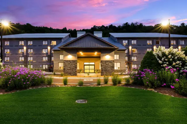 Photo 1 - Graystone Lodge, an Ascend Collection Hotel