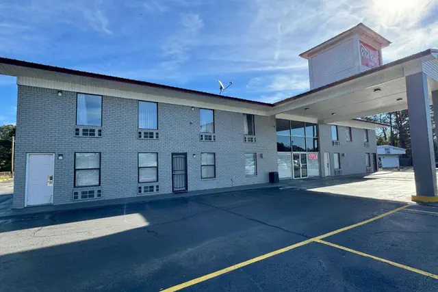 Photo 1 - Red Roof Inn Hope